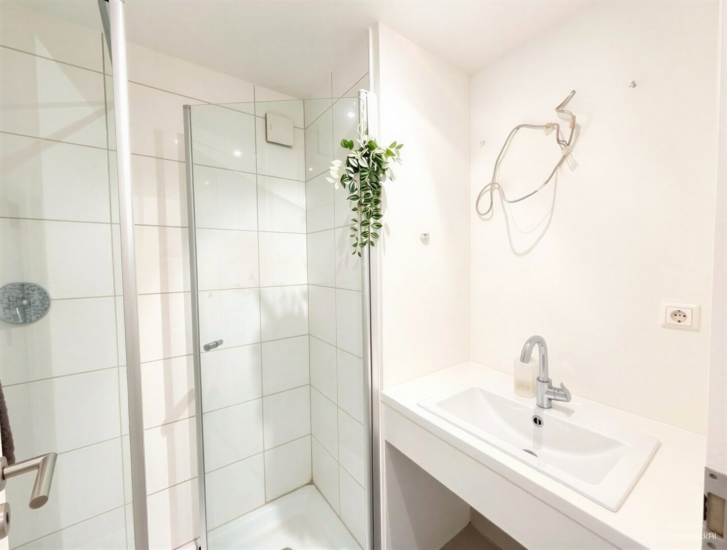 Badezimmer - (KI generiert- Einrichtung entfernt)